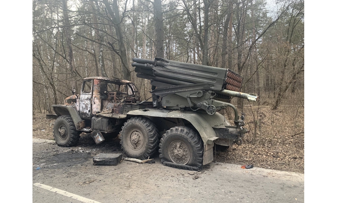 Збройні сили України показали потрощену ворожу техніку на Чернігівщині