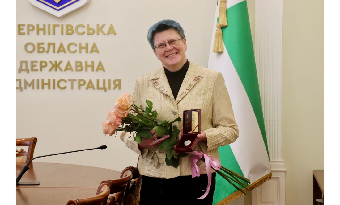 Державні нагороди військовим, медикам, освітянам і митцям: у Чернігові відзначили жителів області