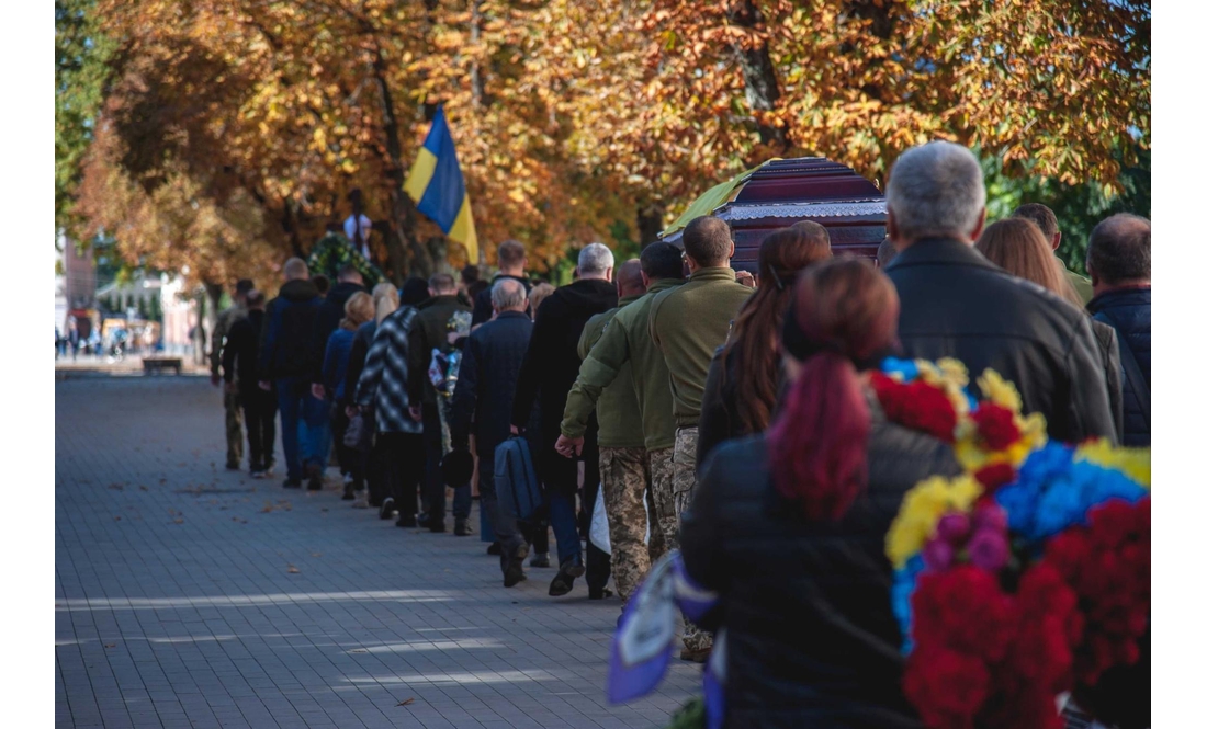 У Ніжині поховали загиблого під Лиманом бійця