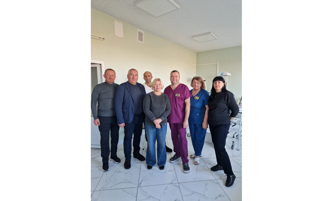 «Вона досі плаче, як згадує»: нардепка розповіла історію чернігівської акушерки, яка 43 дні приймала пологи в підвалі