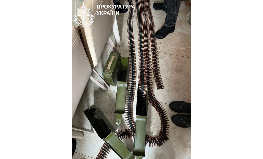 Пішов у СЗЧ та торгував зброєю: на Чернігівщині судитимуть бійця