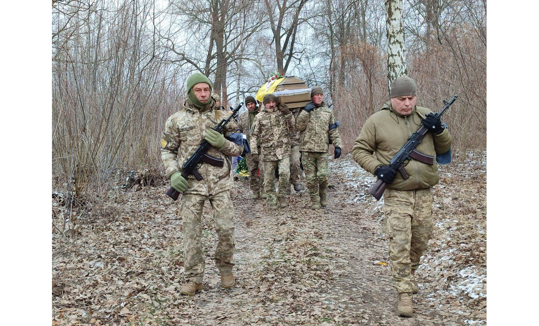 Майже рік вважався зниклим безвісти: громада попрощалася із 23-річним захисником