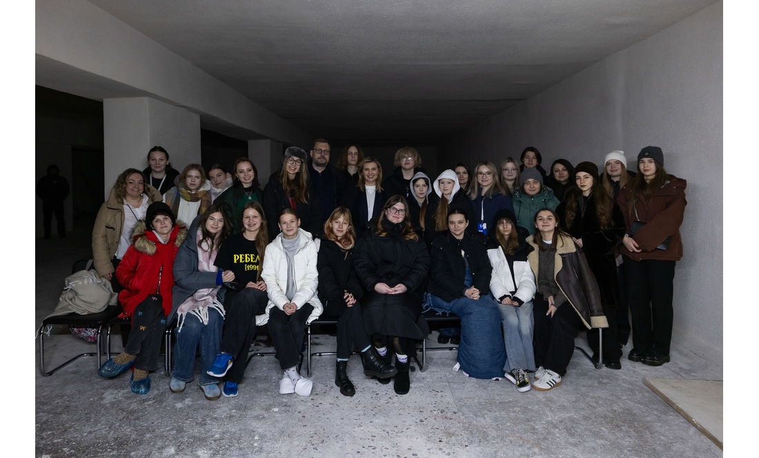 Молодіжний простір «12–21»: перша леді зустрілася з підлітками в Чернігові