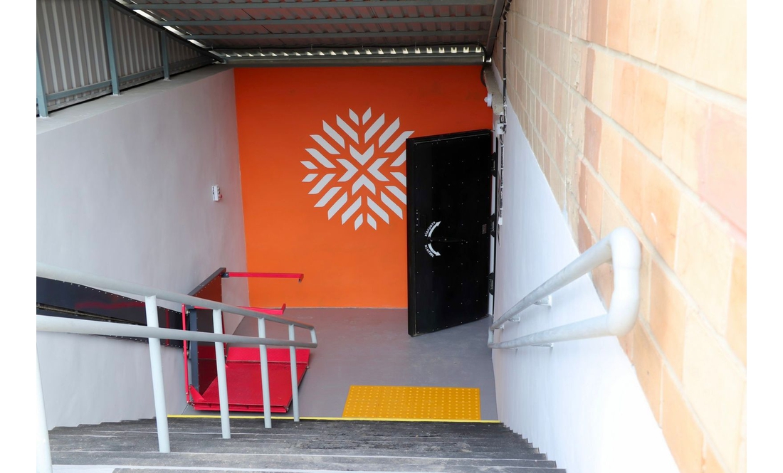 Рекордні кошти на автобуси й укриття, реформа харчування: освітня галузь Чернігівщини у 2025