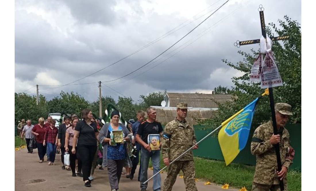 На Чернігівщині поховали двох Героїв, які загинули на Донеччині