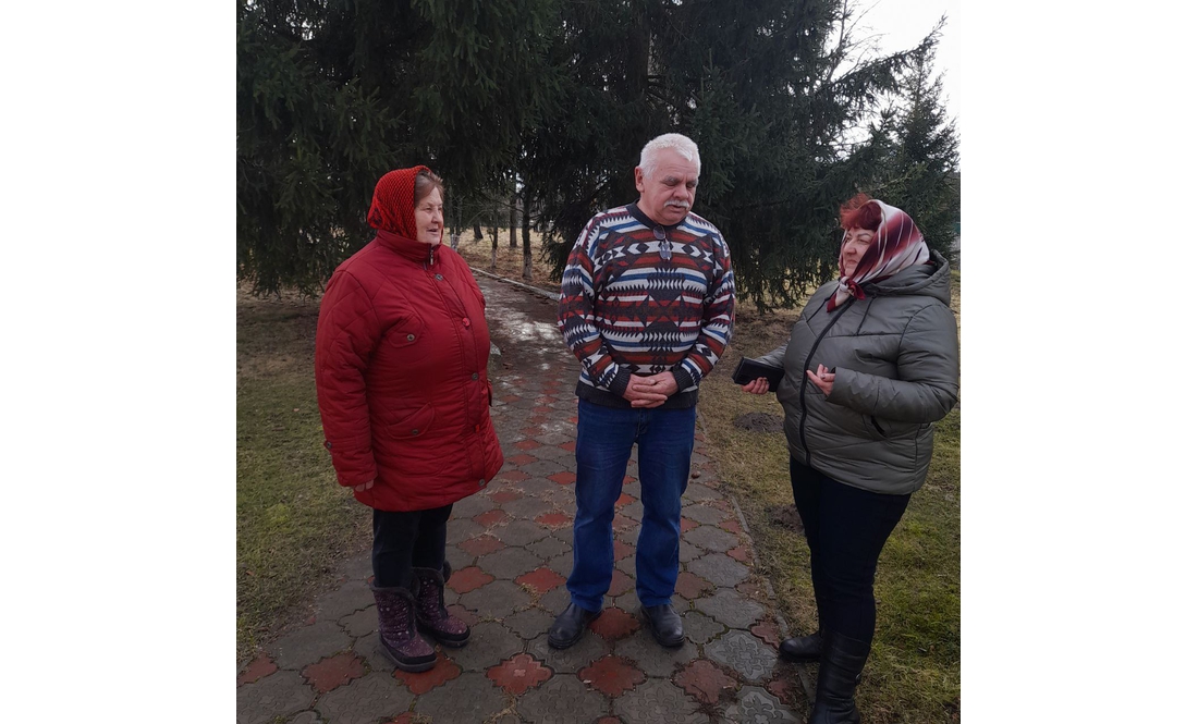 "Залишився і без хати, і без майна. У самій сорочці і тапках": як живуть люди на прикордонні Чернігівщини