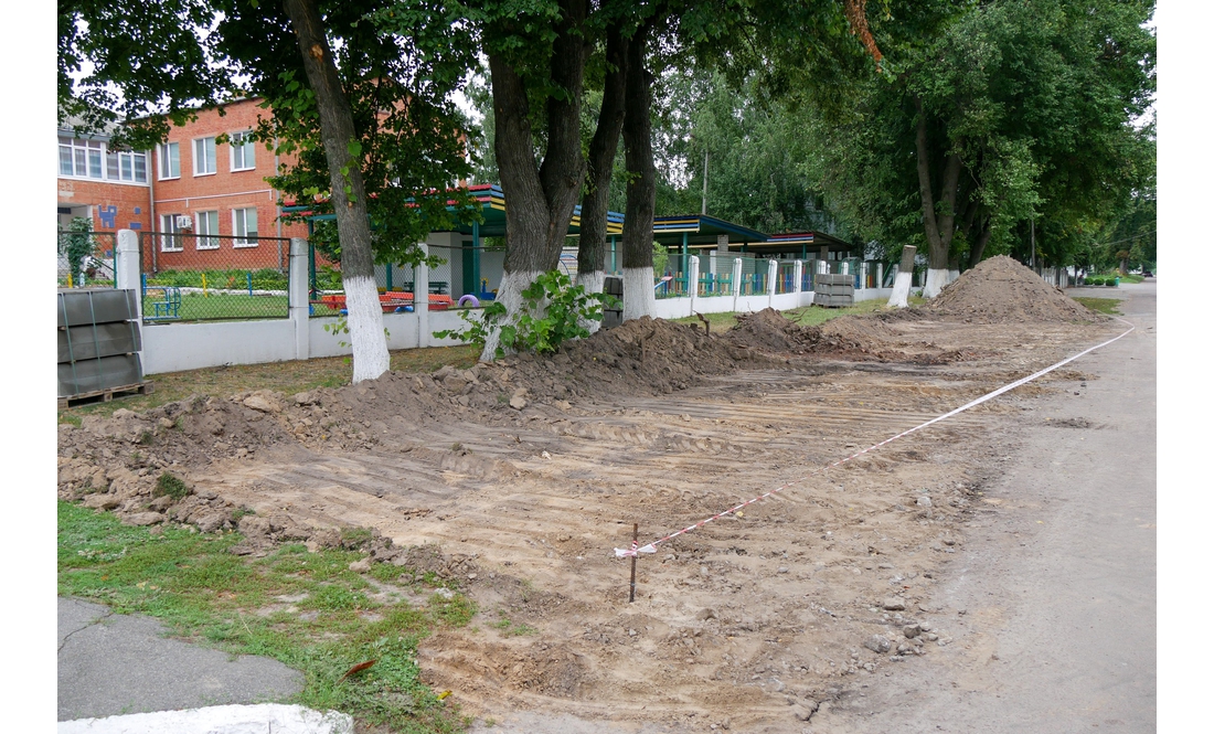 У селищній громаді облаштували нові парковки