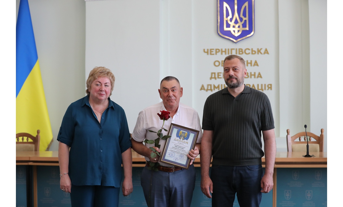 Премія ім. І.В. Буяльського й міністерські відзнаки - у Чернігові вітали медиків. Кого нагородили до свята
