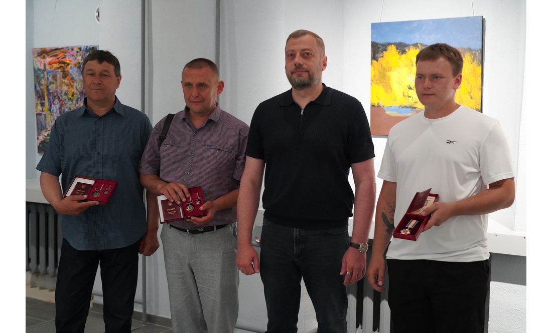 Напередодні Дня Конституції жителі Чернігівщини отримали державні відзнаки: хто у списку