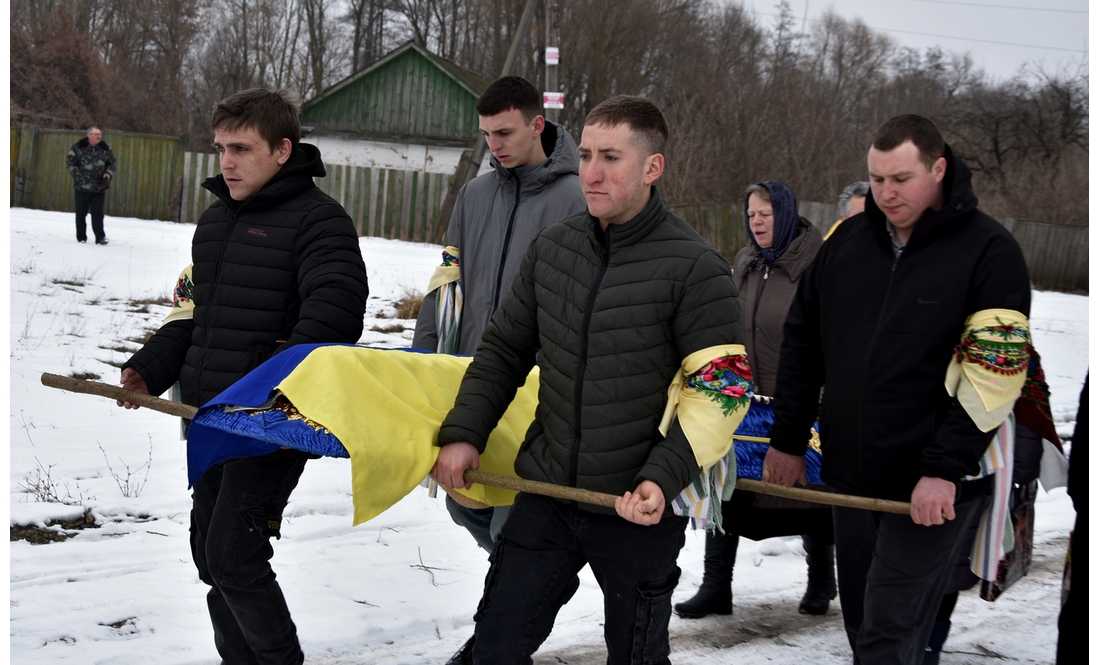 Раптово обірвалося життя 24-річного захисника: що відомо