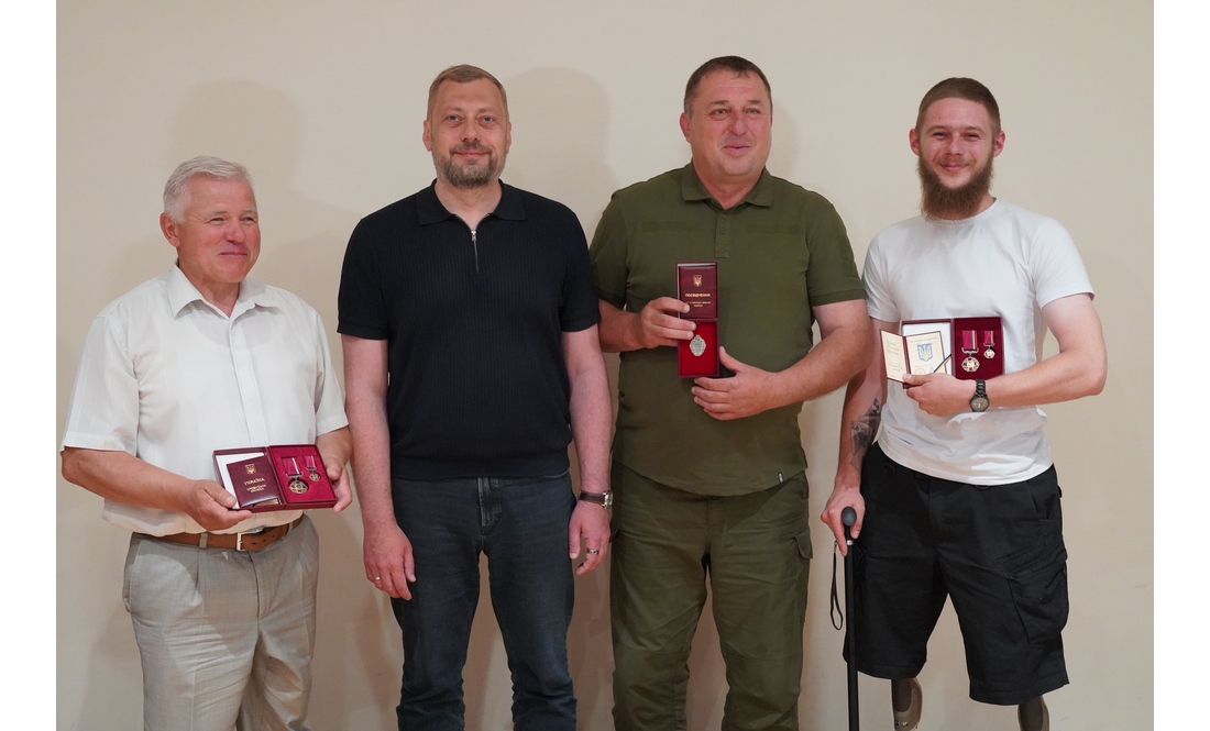 Напередодні Дня Конституції жителі Чернігівщини отримали державні відзнаки: хто у списку