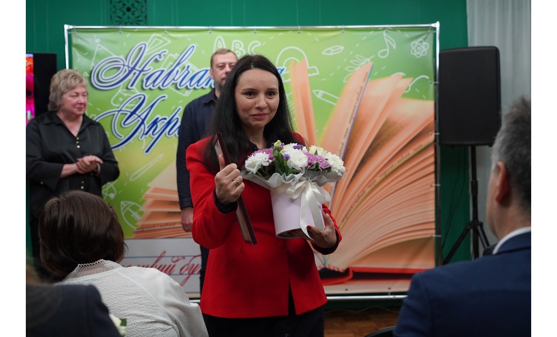 25 найкращих освітян Чернігівщини отримали обласні премії: кого нагородили