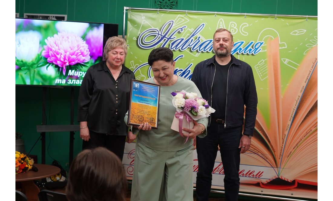 25 найкращих освітян Чернігівщини отримали обласні премії: кого нагородили