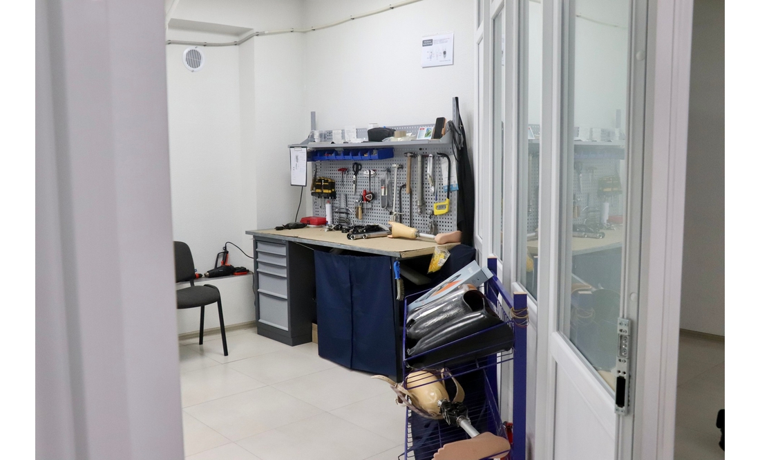 У Чернігові центр "Без обмежень" протезує нижні кінцівки, хоче працювати і з верхніми