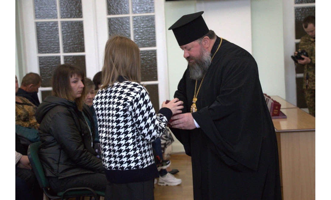 У Чернігівській ОВА передали нагороди родинам загиблих бійців