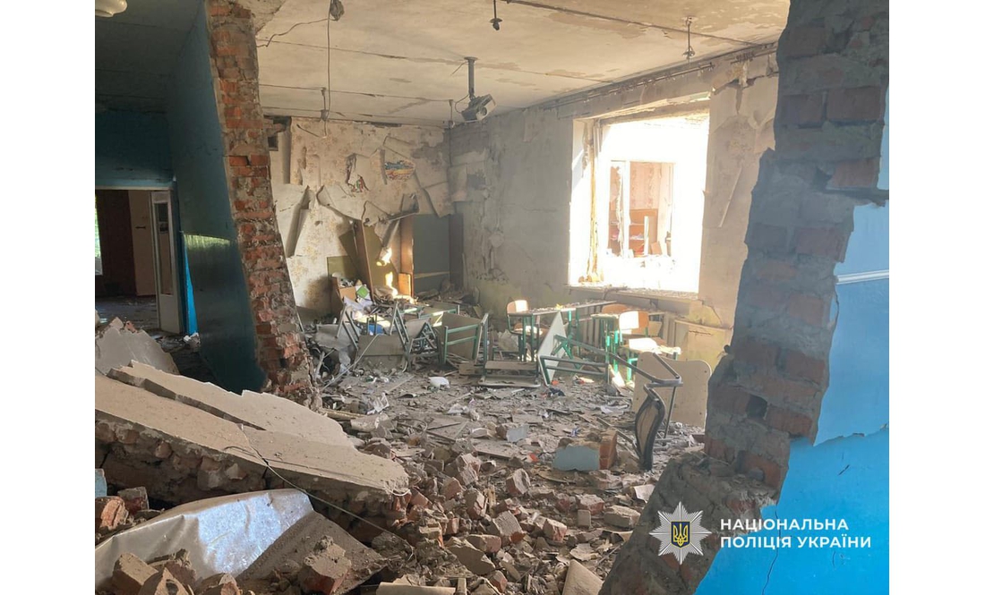 Росіяни обстріляли школу на Чернігівщині