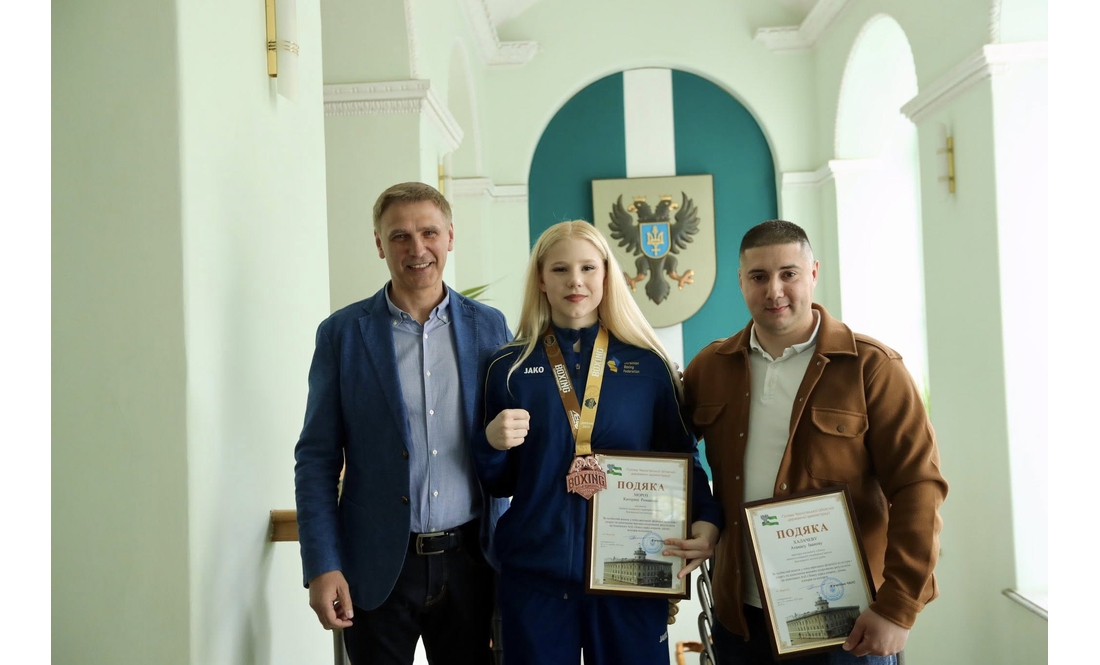 У Чернігові відзначили спортсменів, призерів чемпіонатів Європи та Азії: список нагороджених