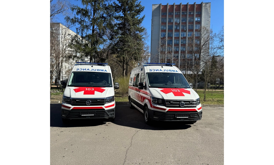 Плюс дві сучасні "швидкі" приїхали на Чернігівщину
