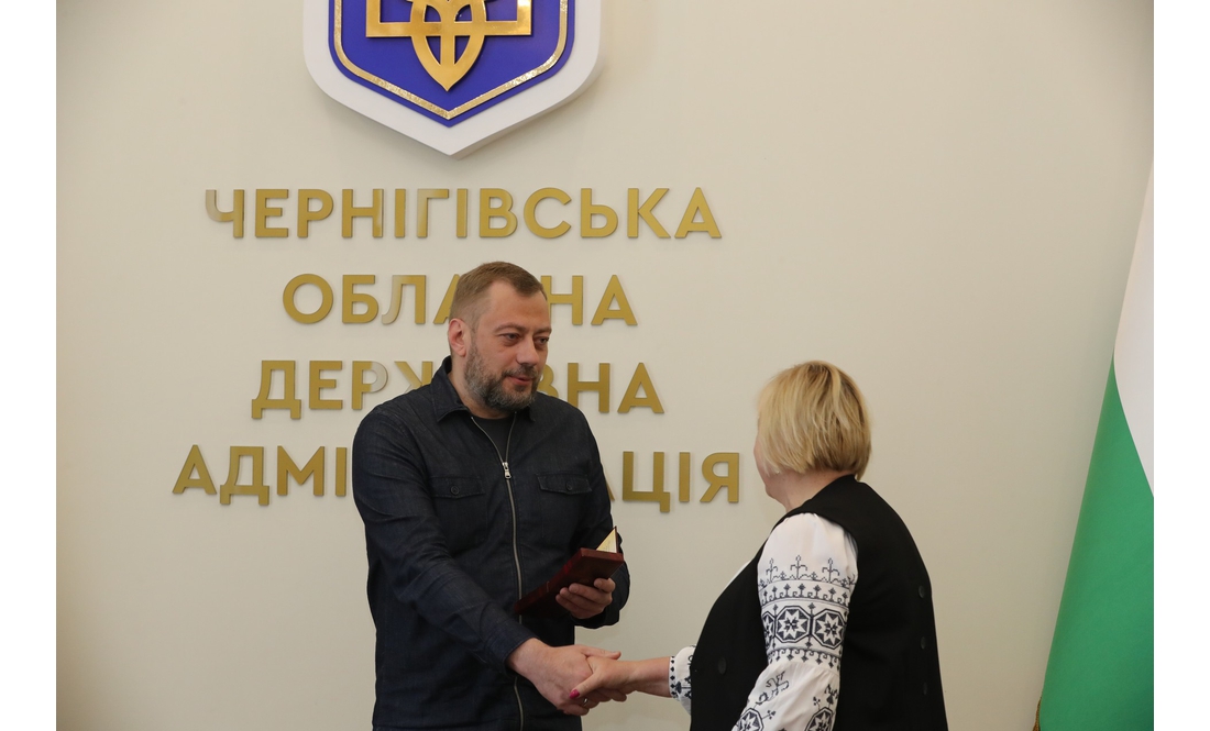 Чернігівці отримали державні відзнаки й почесні звання: кого нагородили