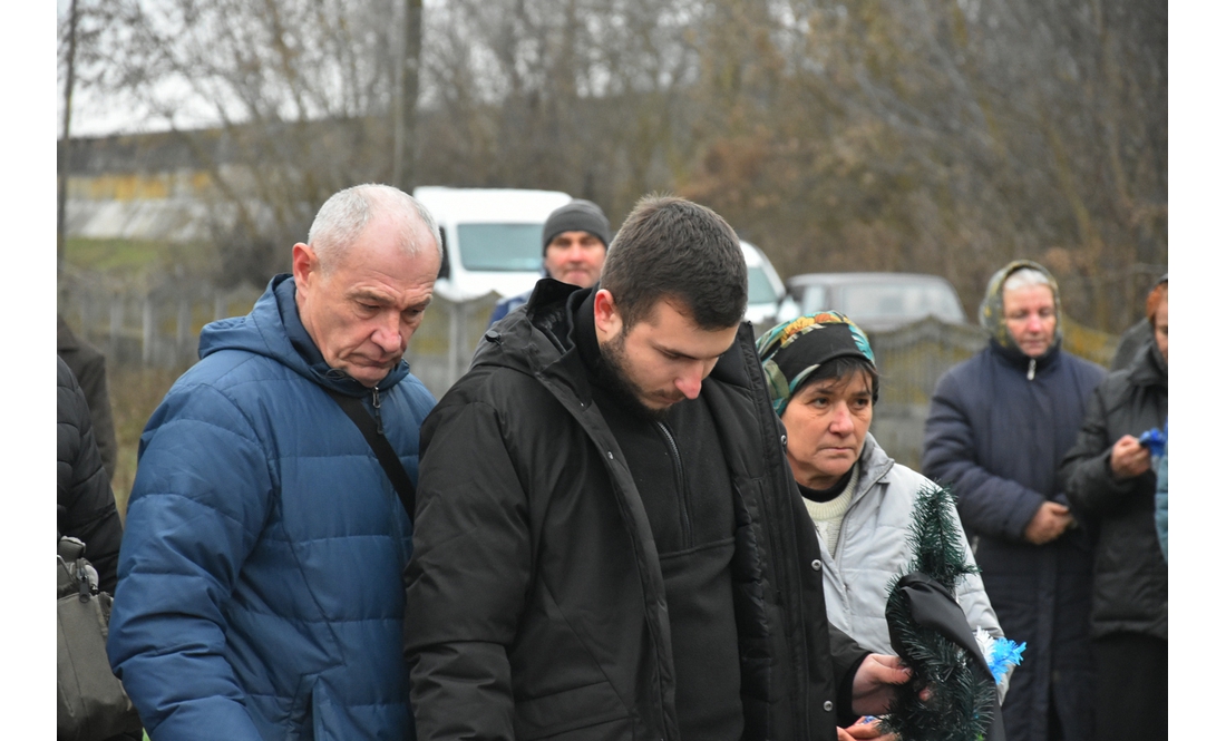 Навідник гармати помер вдома: громада прощалася з 51-річним захисником