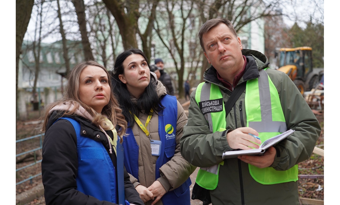 У Чернігові завершили першочергові роботи після удару БпЛА: що зробили?