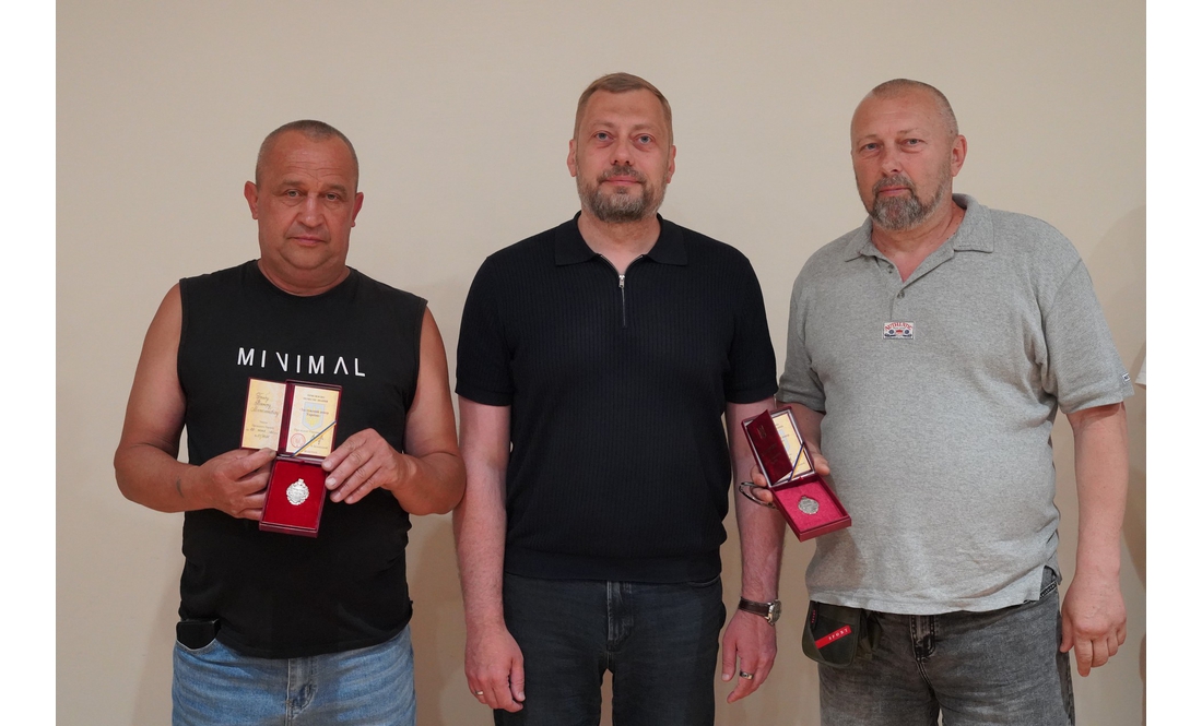 Напередодні Дня Конституції жителі Чернігівщини отримали державні відзнаки: хто у списку