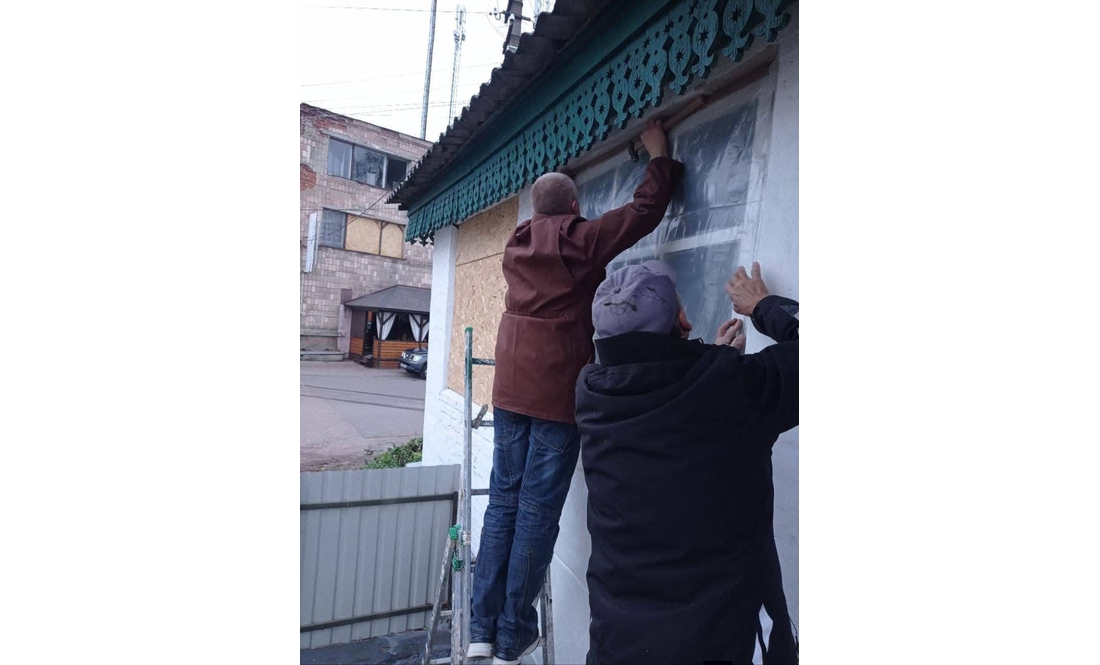 Росіяни пошкодили старовинну будівлю музею-заповідника «Слово о полку Ігоревім»