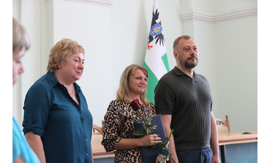 Премія ім. І.В. Буяльського й міністерські відзнаки - у Чернігові вітали медиків. Кого нагородили до свята