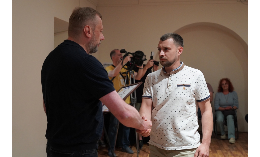 Напередодні Дня Конституції жителі Чернігівщини отримали державні відзнаки: хто у списку