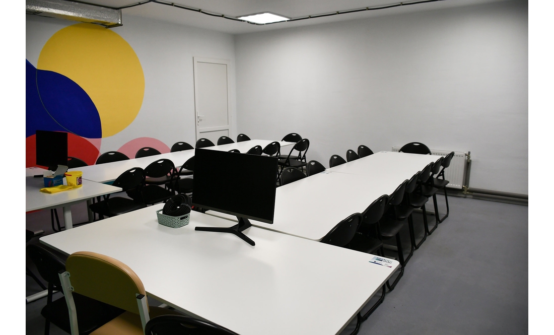 Після канікул діти навчаються офлайн. У гімназії - нове укриття за 19 мільйонів