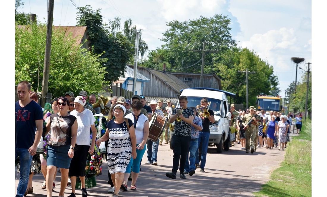 На Коропщині попрощалися із 32-річним захисником