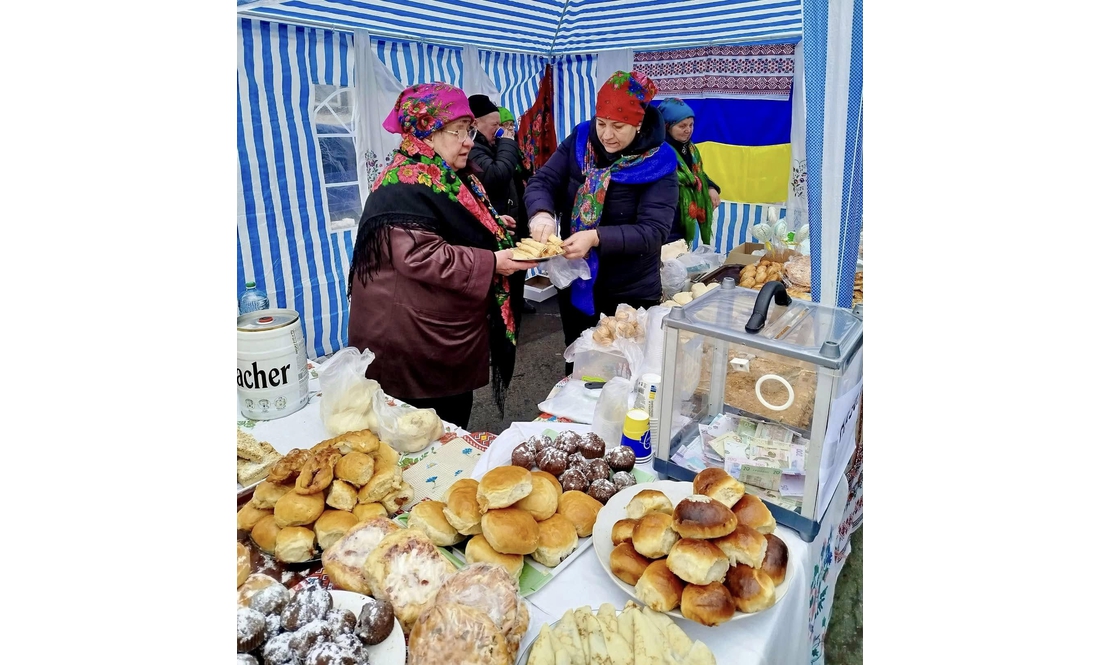 На Чернігівщині на «Щедрій Масниці» торгували смаколиками і не тільки - збирали донати