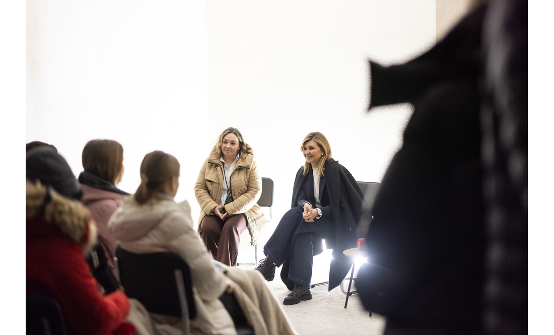 Молодіжний простір «12–21»: перша леді зустрілася з підлітками в Чернігові