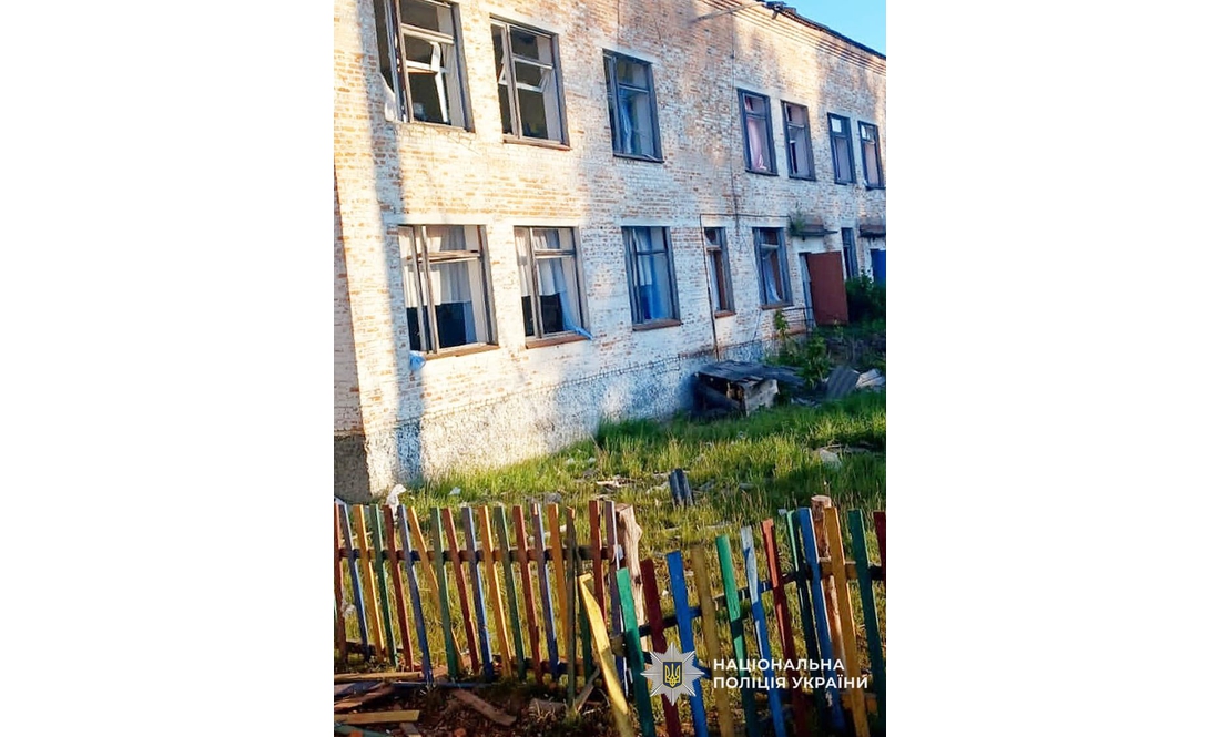 Росіяни обстріляли школу на Чернігівщині