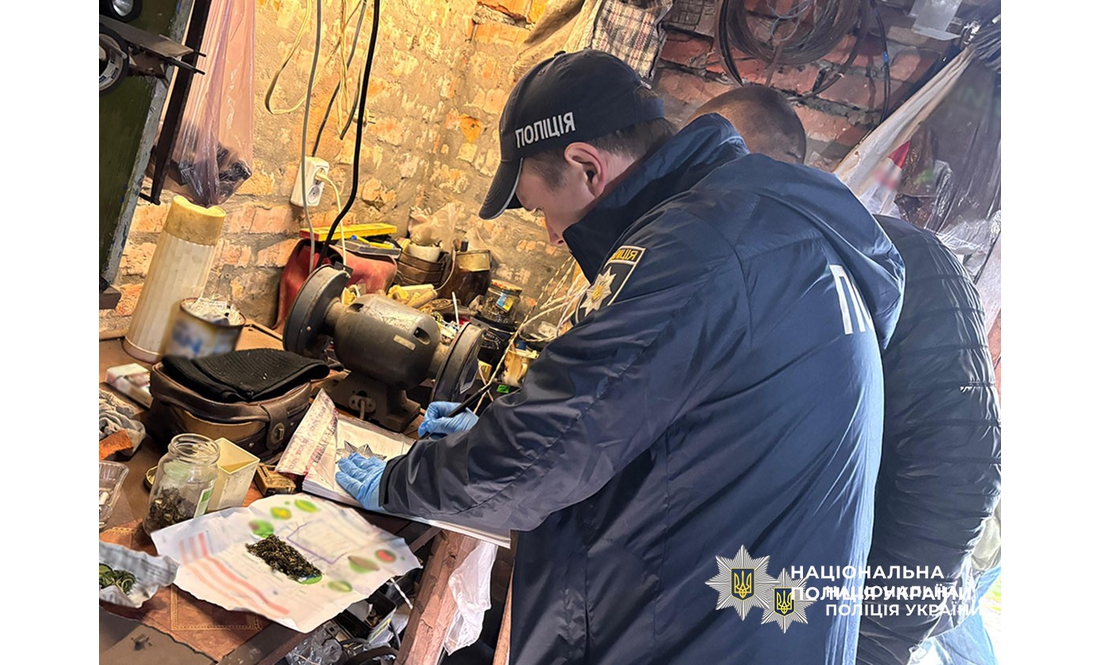 На Чернігівщині затримали чоловіка за збут наркотиків: загрожує до 10 років в’язниці