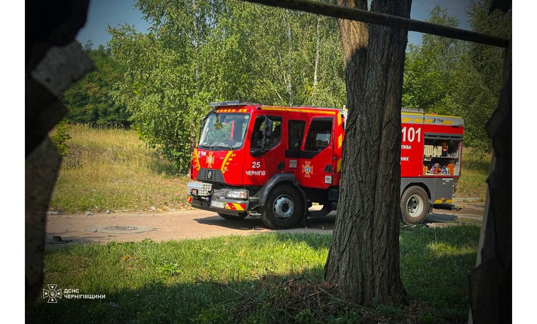 Є поранені: у поліції прокоментували наслідки російських ударів по Чернігову