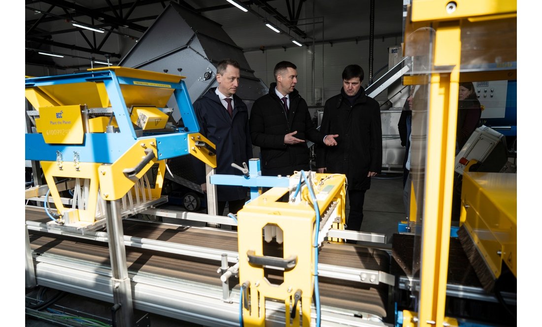 Міністр дивився, як працює найбільший в Україні лісовий селекційно-насіннєвий центр на Чернігівщині