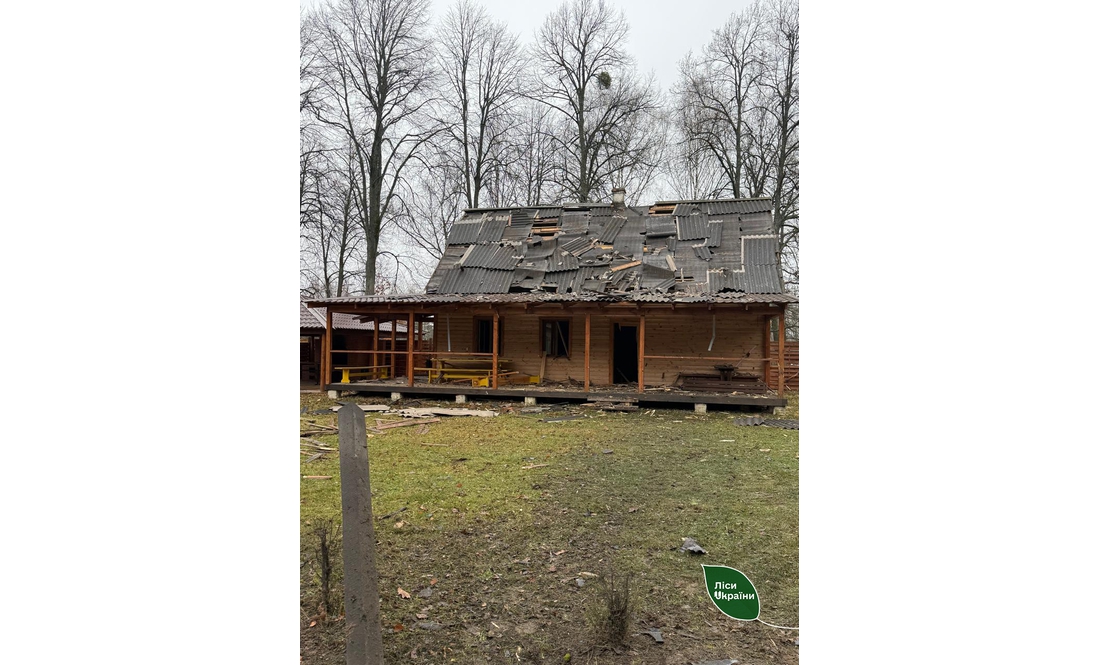 Росіяни атакували мисливський будиночок на Чернігівщині