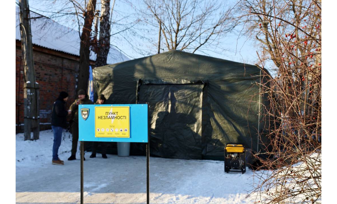 У Чернігові показали масштаби руйнувань після нічної атаки: що вже відновили