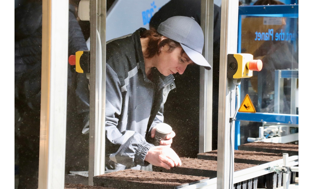 Міністр дивився, як працює найбільший в Україні лісовий селекційно-насіннєвий центр на Чернігівщині