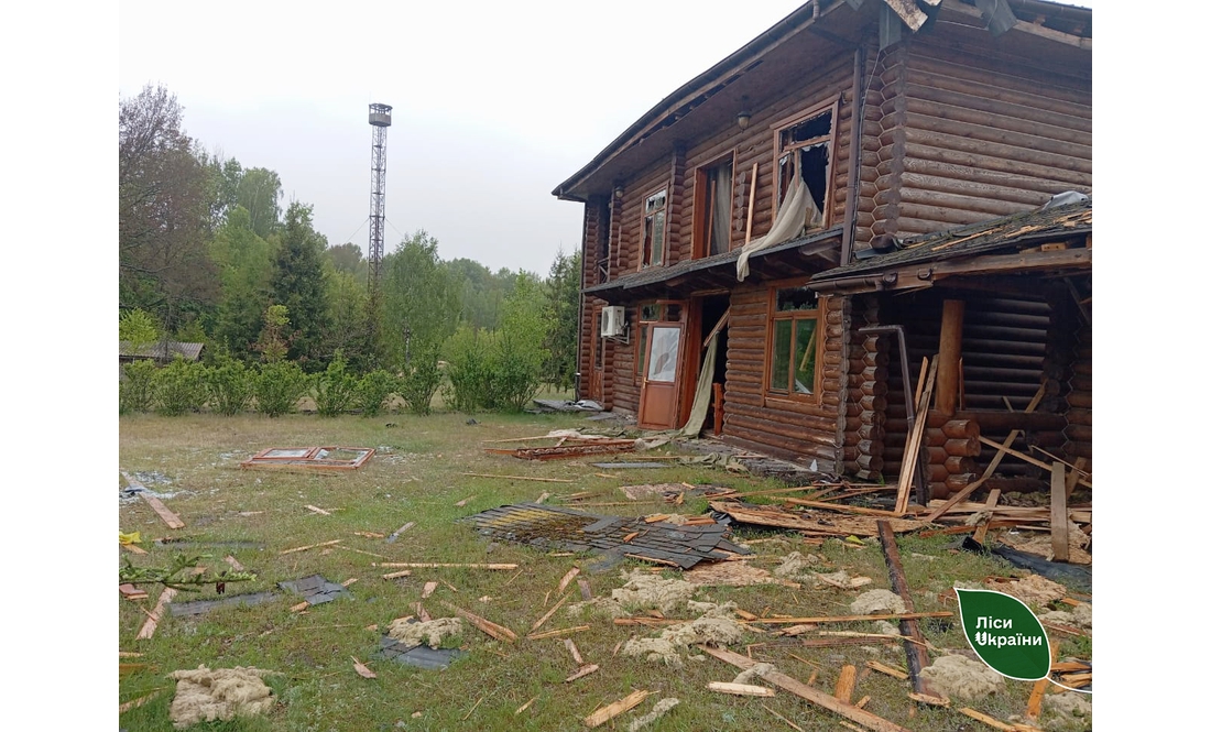 Дрон вдарив по лісу й офісу, село згоріло вщент: як живе найпівнічніше лісництво Чернігівщини