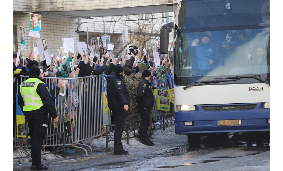 Другий день великого обміну: кого з військових із Чернігівщини вдалося повернути