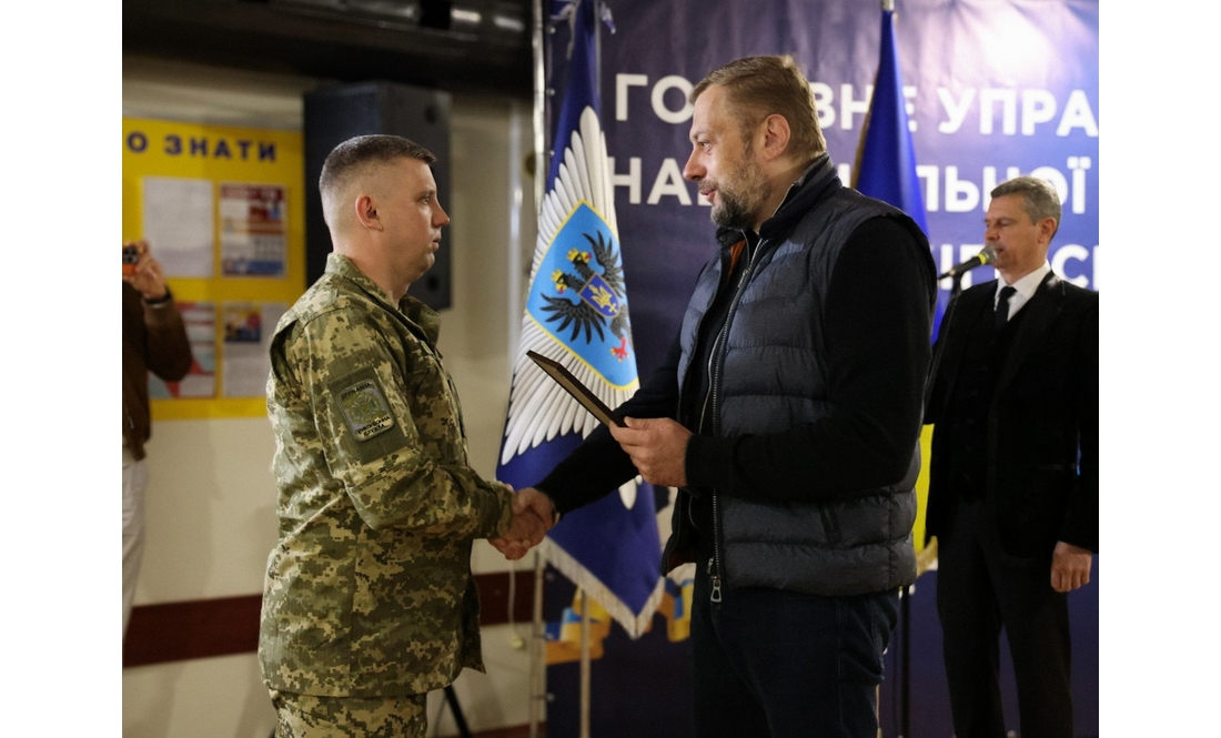 У Чернігові презентували фільм про захисників і нагородили оборонців: кого відзначили