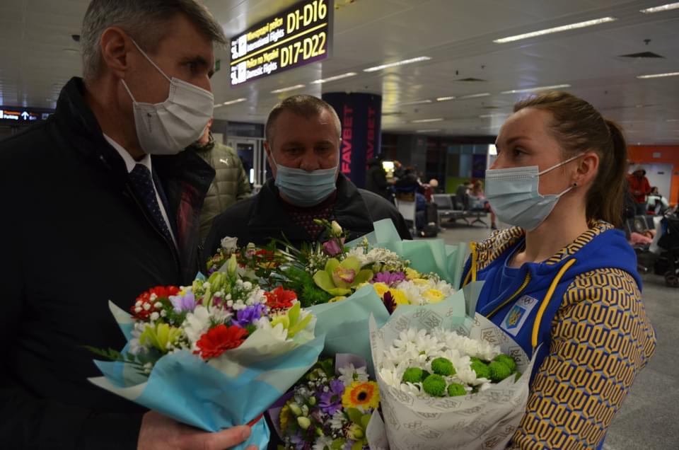 Пригоди збірної України та чернігівських біатлоністів на шляху додому