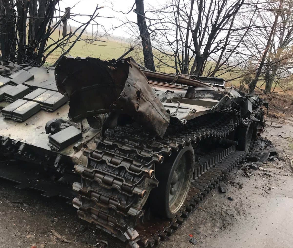 Після 4 тижнів окупації: звільнене ще одне село неподалік Чернігова