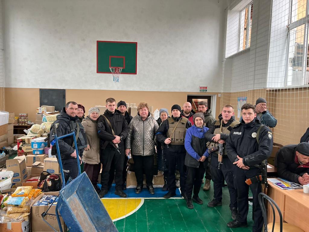 Першу гуманітарну допомогу доставили в Іванівку та Ягідне