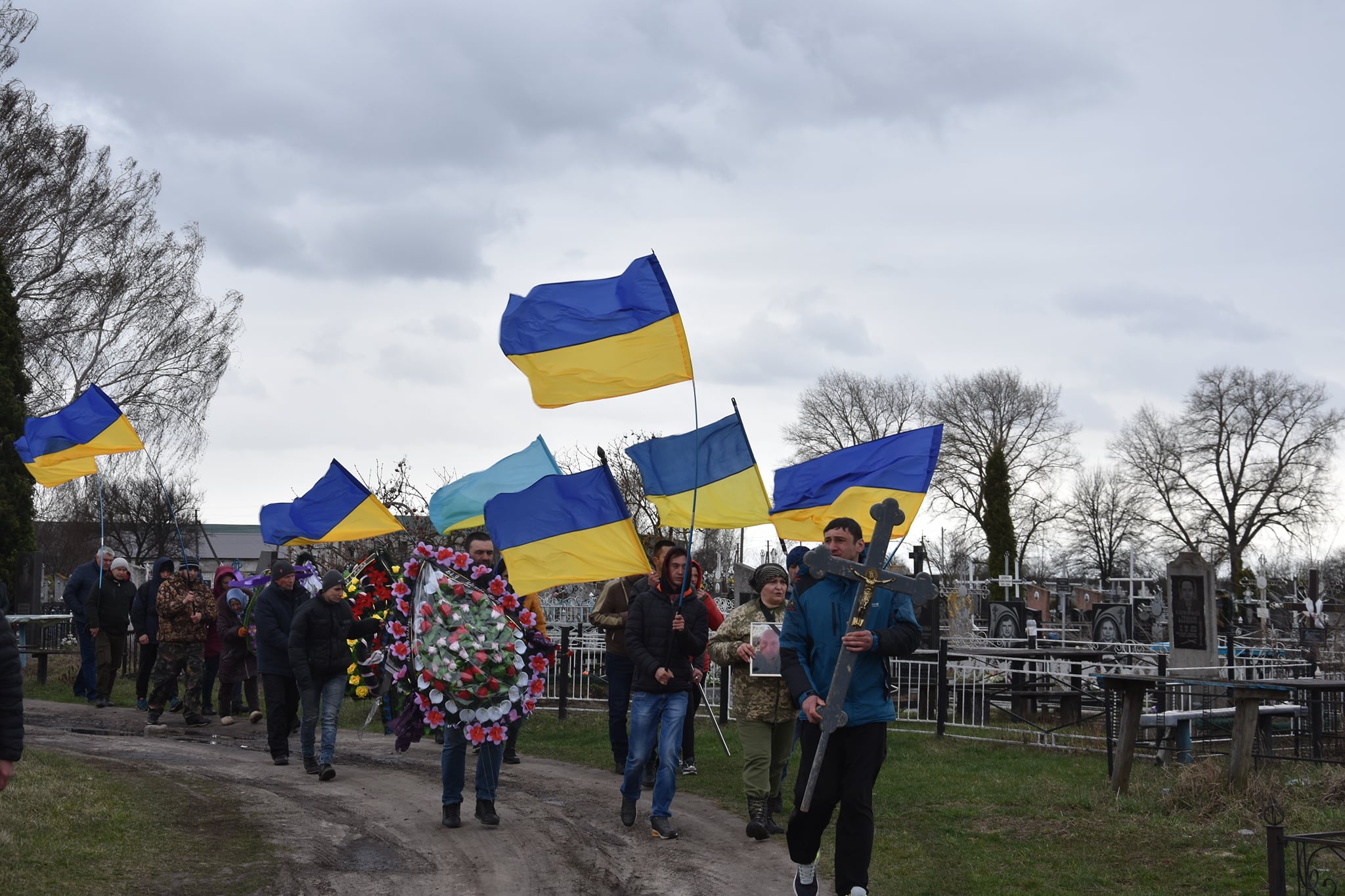 У Носівці поховали Героя України - захисника Чернігова