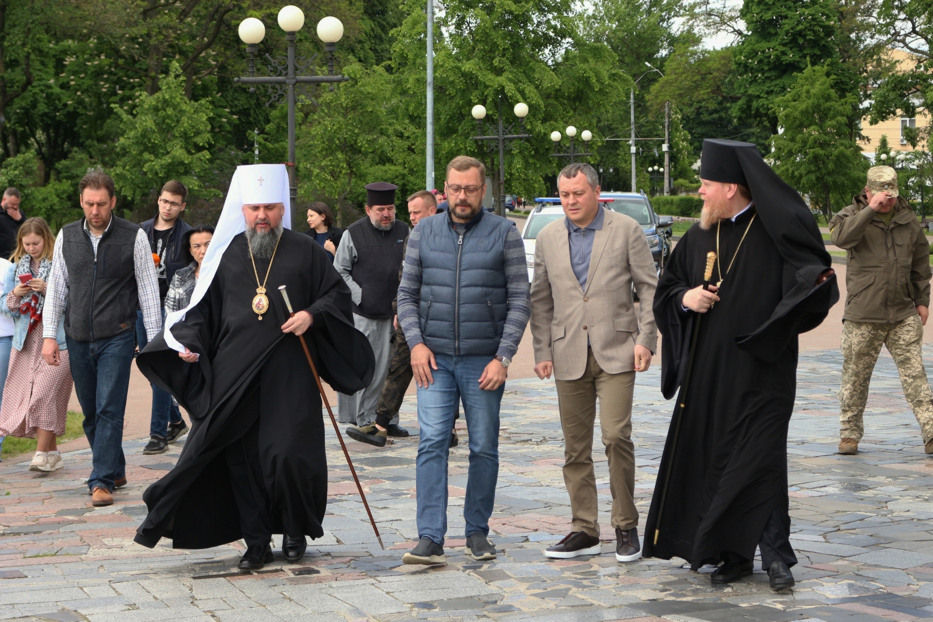 Допоможе церква та волонтери: у Чернігові відбудовуватимуть зруйновану Бобровицю