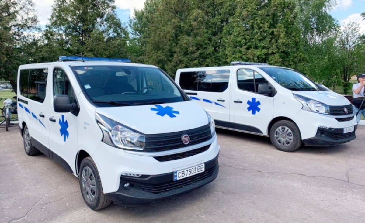 Готівку возили мішками, пекли хліб та перевозили людей човнами під обстрілами: Історія опору Менської громади