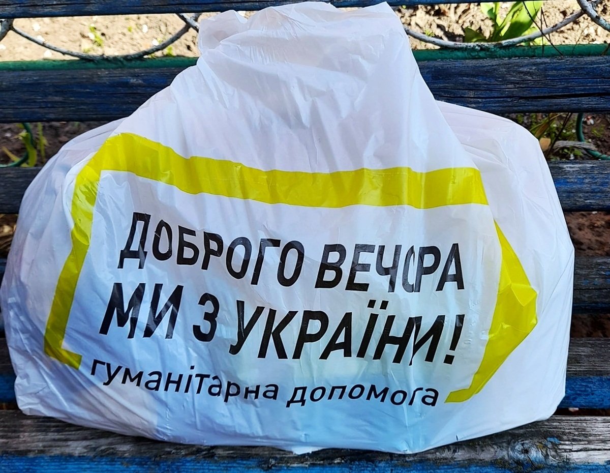 Готівку возили мішками, пекли хліб та перевозили людей човнами під обстрілами: Історія опору Менської громади